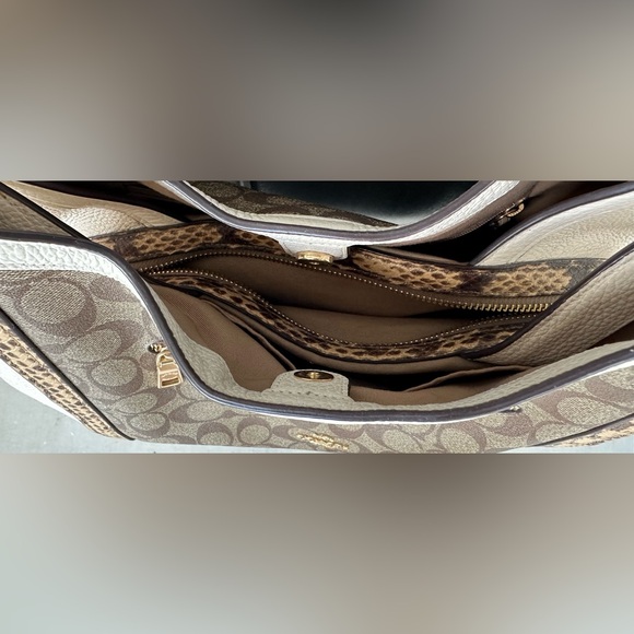 Coach Kristy Snakeskin Leather Triple
Compartment Large Shoulder Bag C7332 VGC - Picture 8 of 16